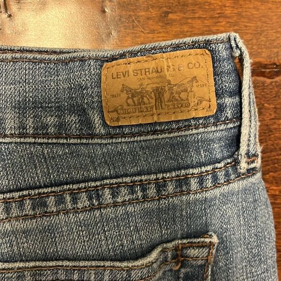 Levi’s Women’s 515 Boot Cut-sz 8 - Picture 2 of 5